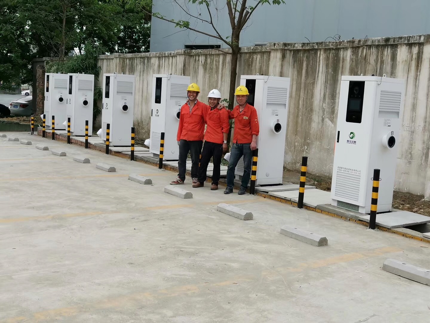 聚馬飛騰金華寺充電樁項目竣工驗收